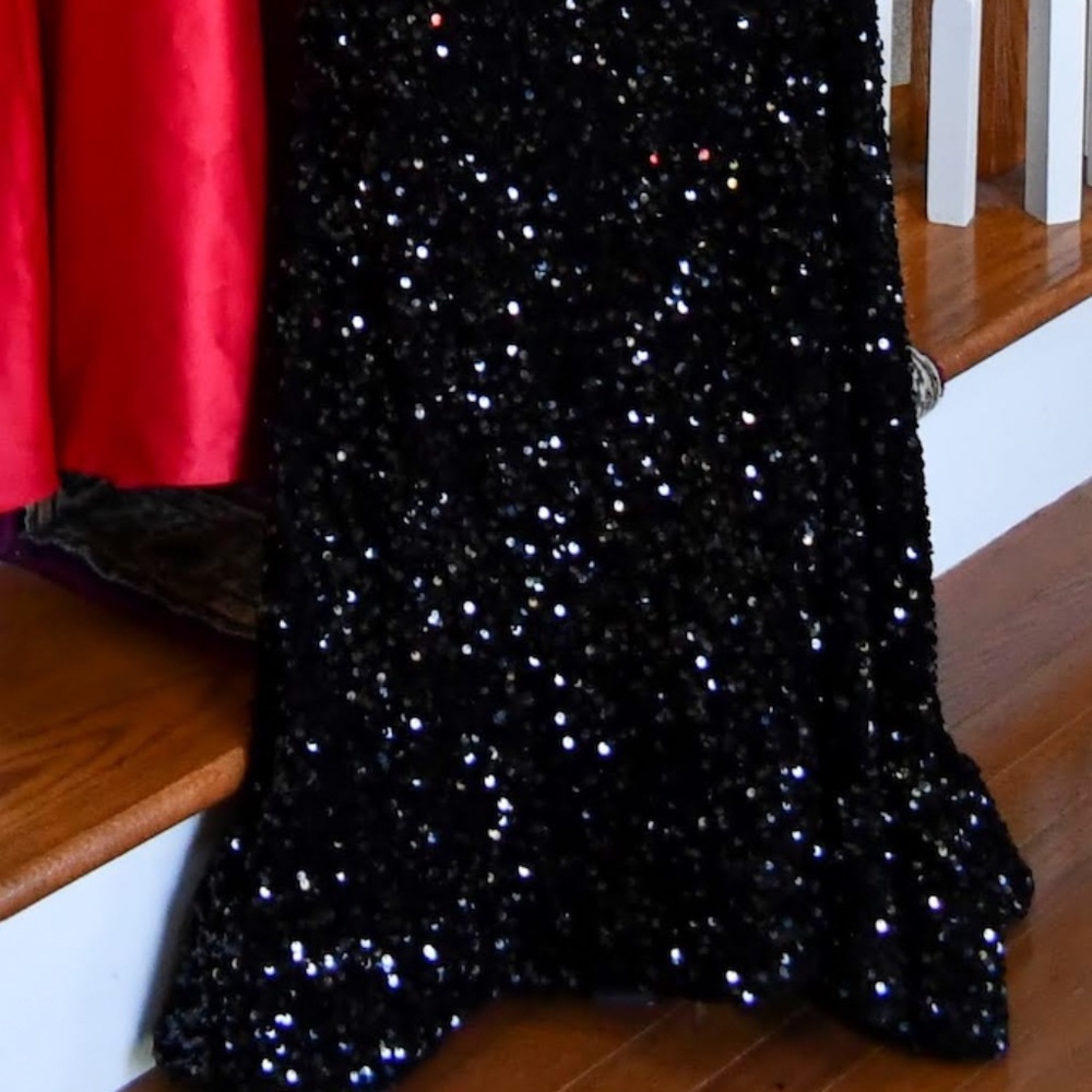 Prom Dress - Picture 4 of 7